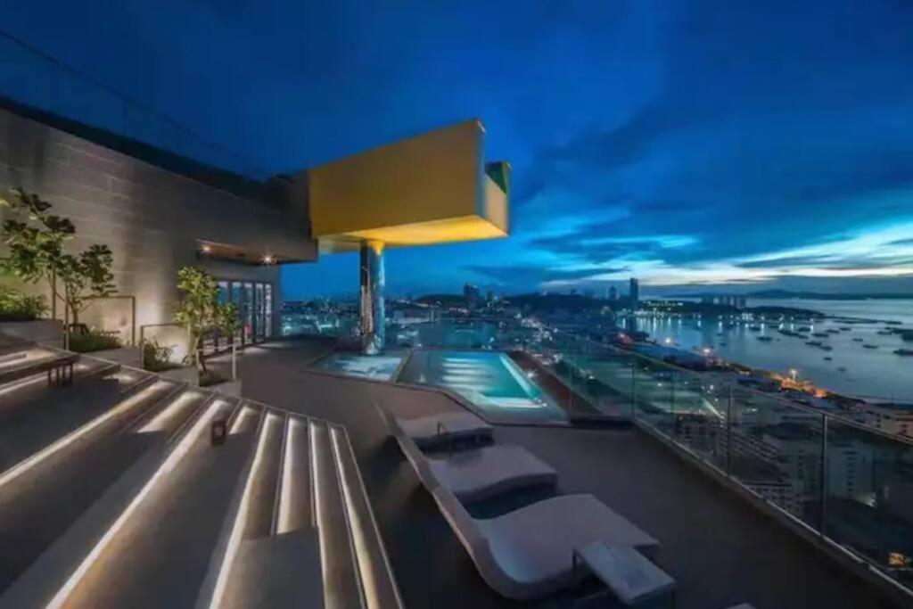 Edge Central Pattaya Seaview Residence Eksteriør billede