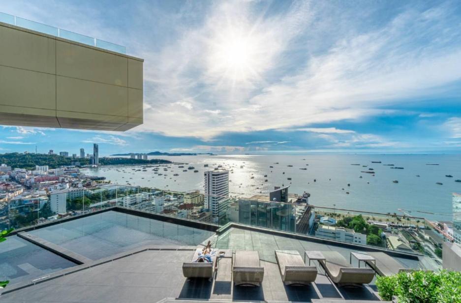 Edge Central Pattaya Seaview Residence Eksteriør billede